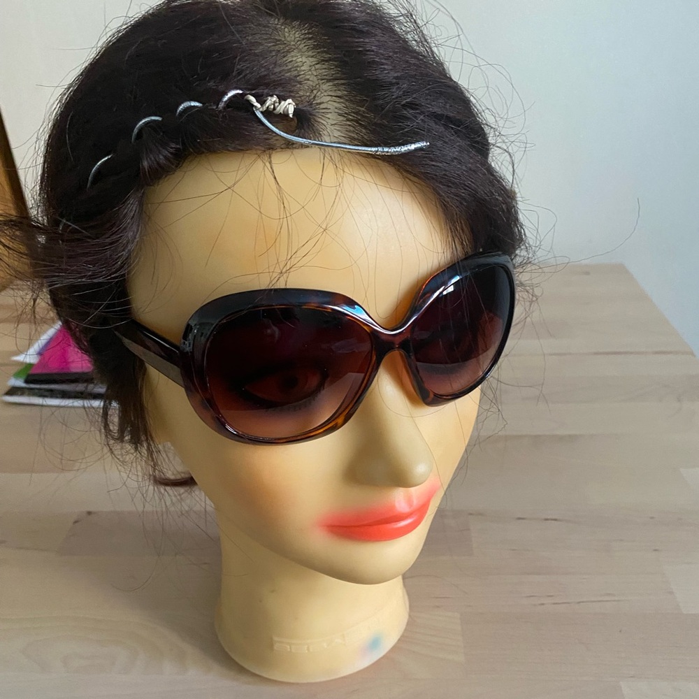 Mary Kay Tortoise Shell Sunglasses